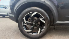 Nissan Juke 1.0 DiG-T 114 N-Connecta 5dr Petrol Hatchback